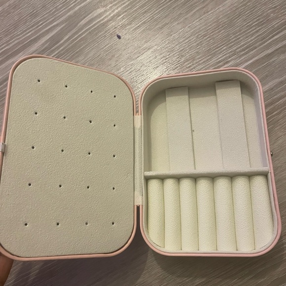 Small Pink Mini Jewelry Holder/Organizer - Picture 3 of 4